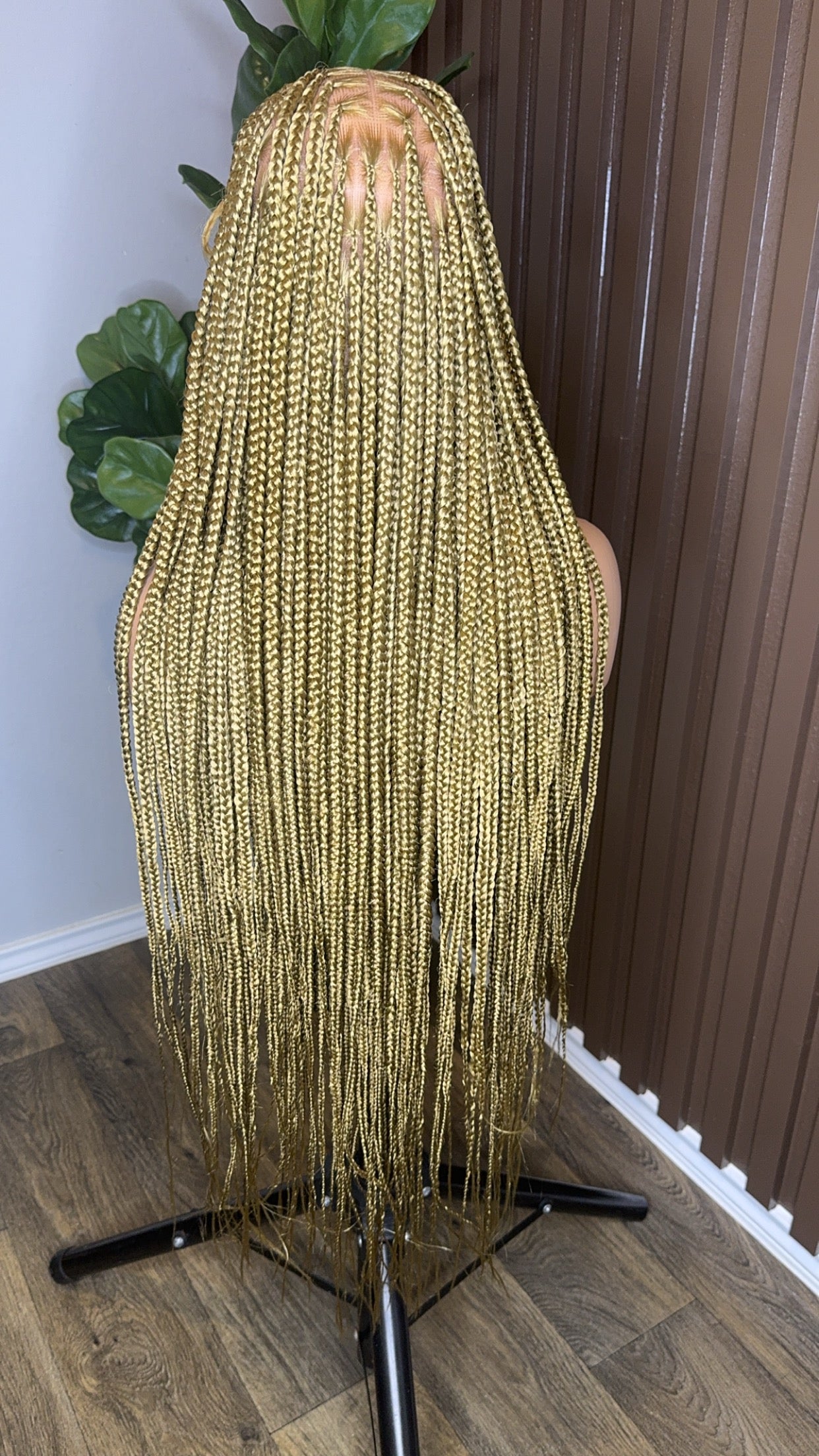 Knotless braided wig color 27