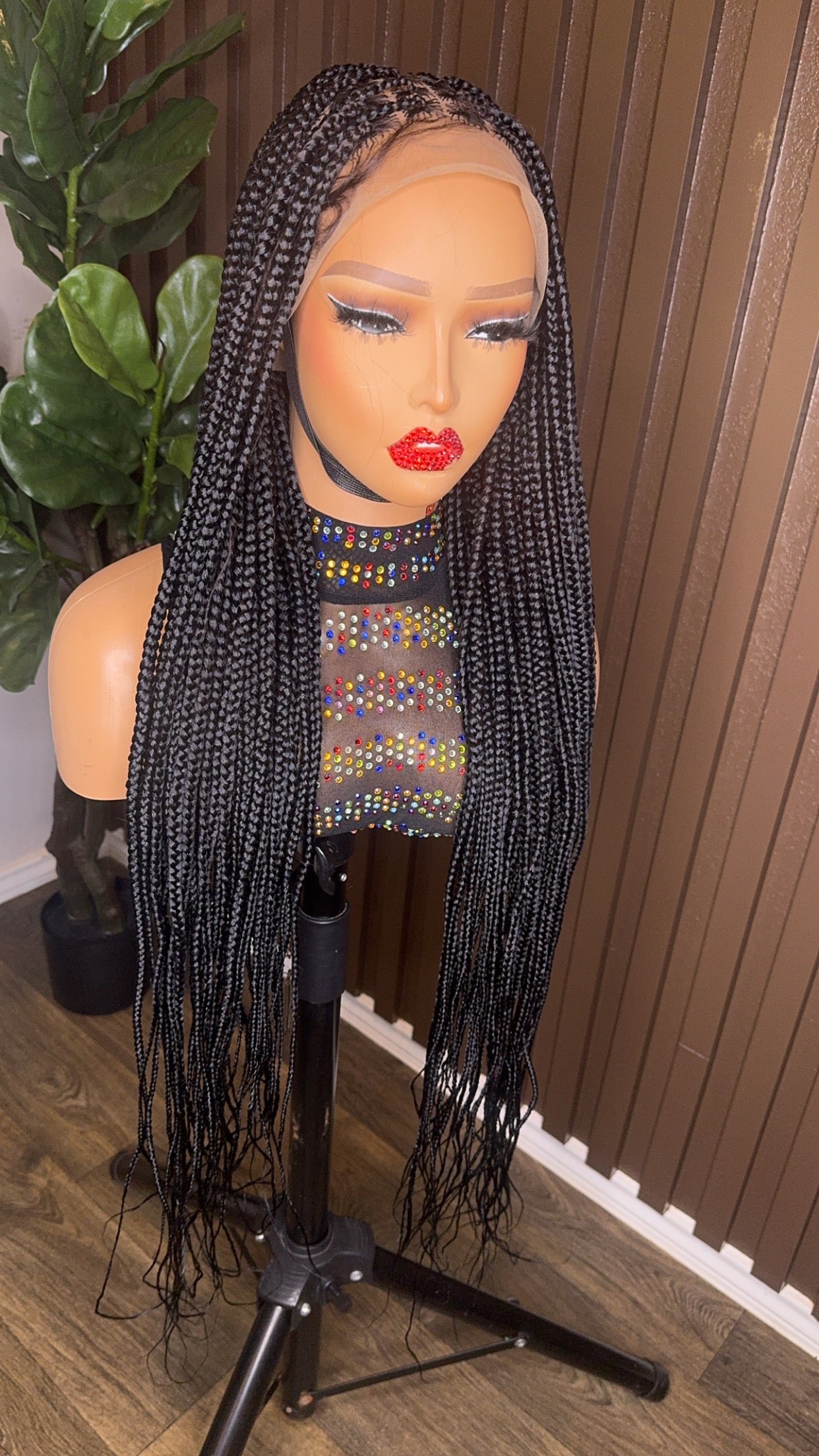 Medium size braided wig