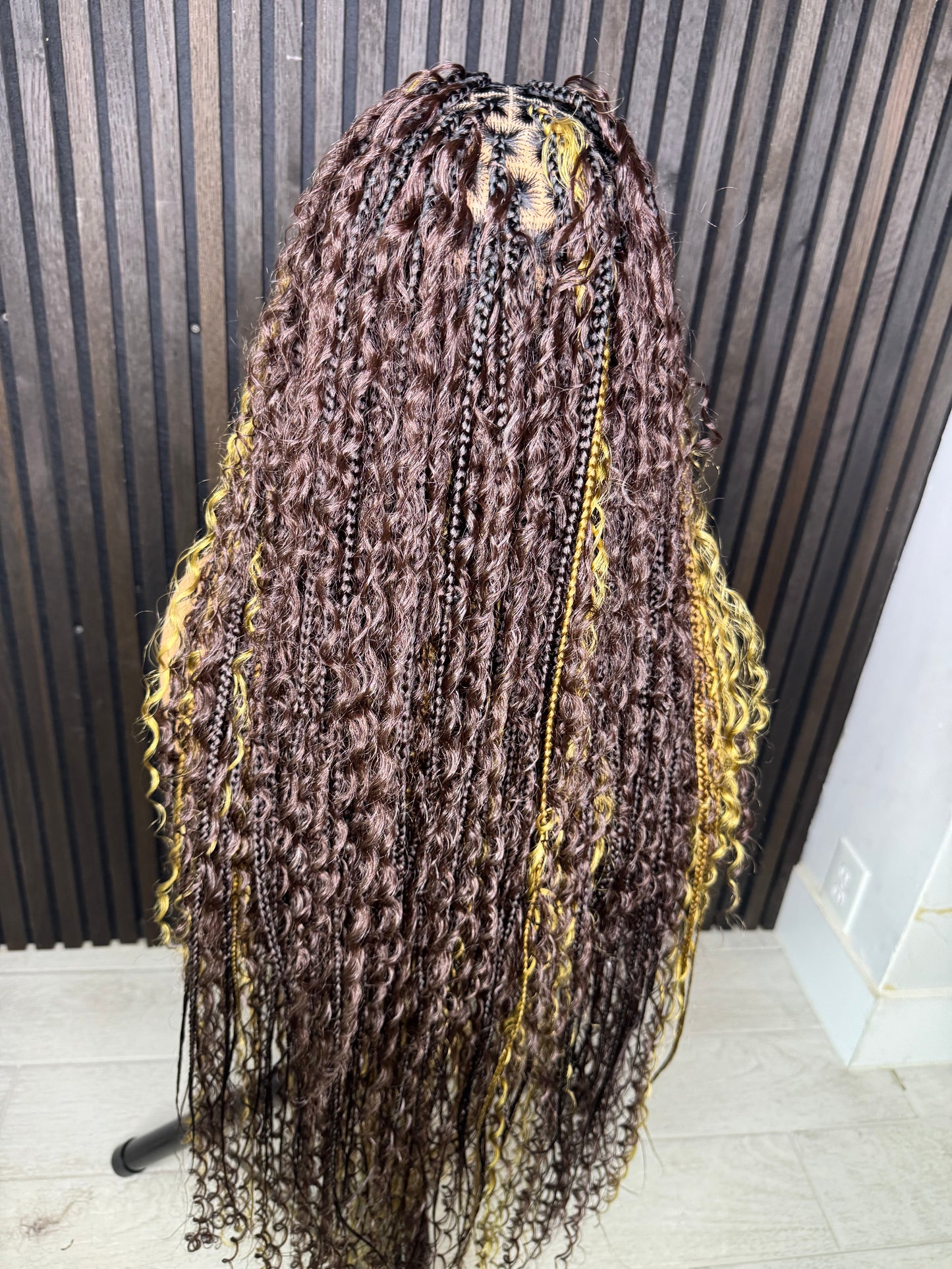 Brown and honey blonde two tone bobo knotless braided wig