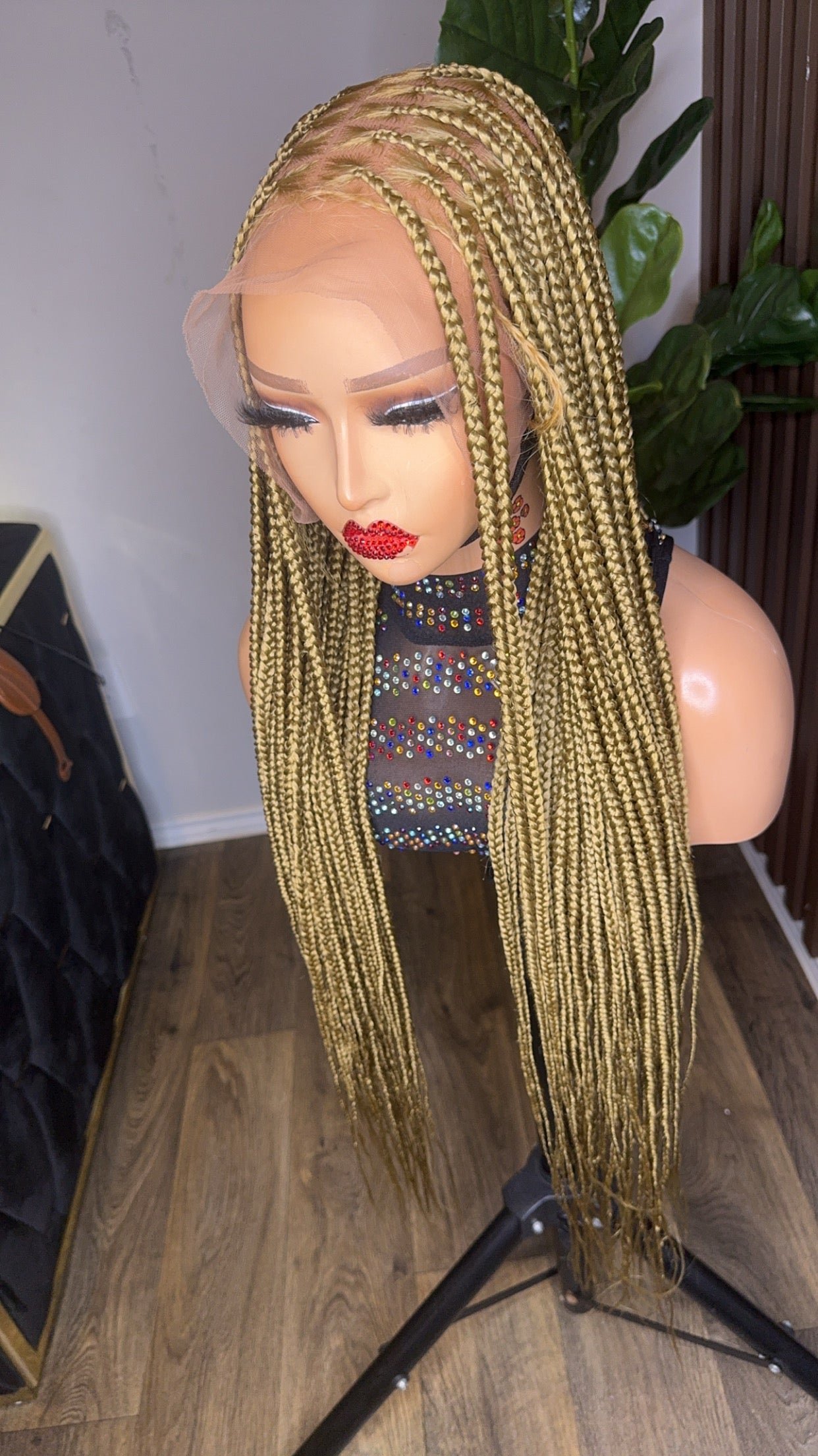 Knotless braided wig color 27