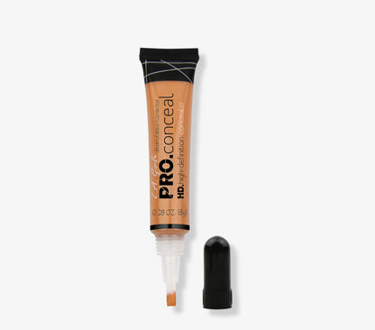 La girl concealer