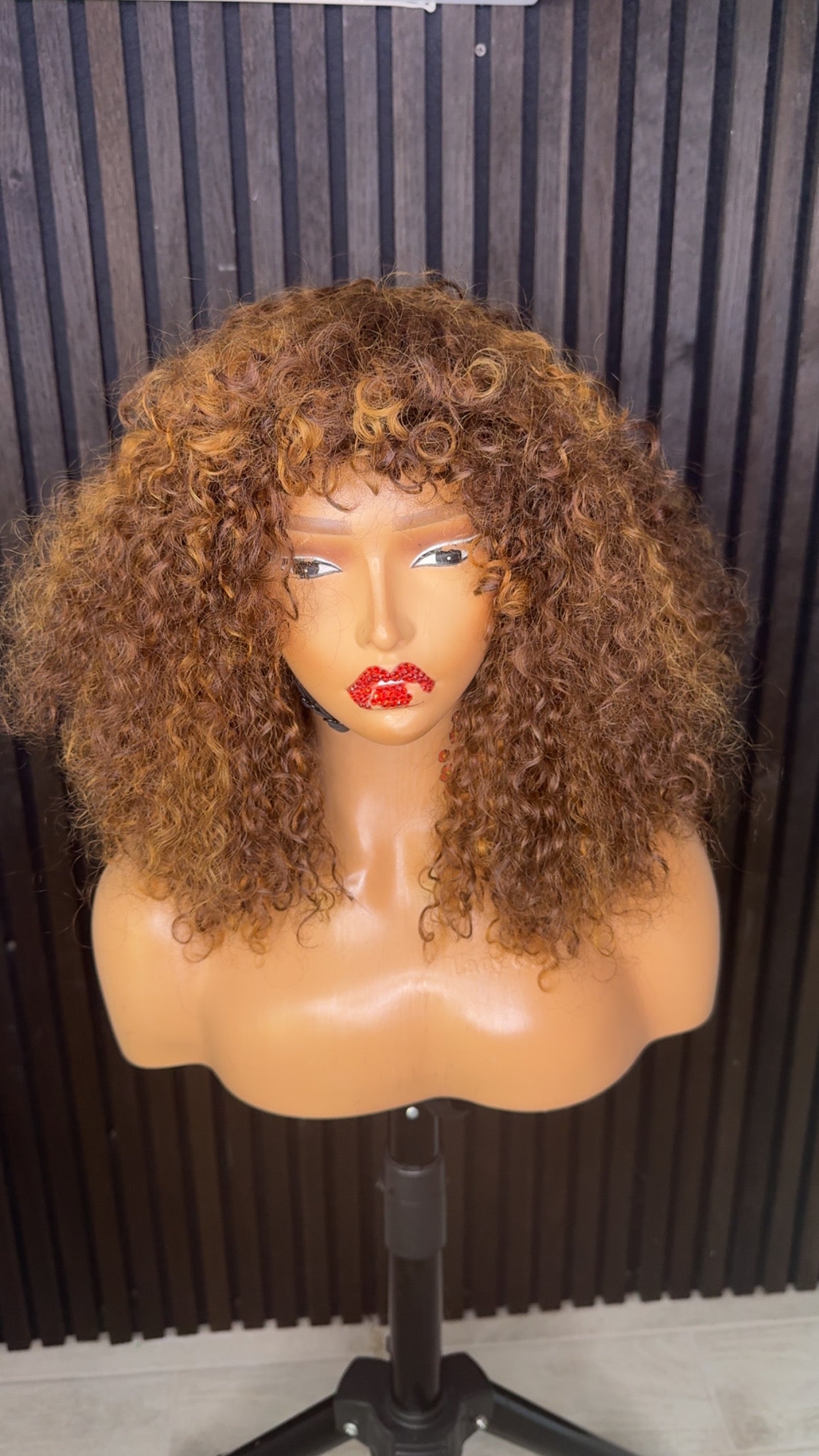 Mix tone curl fringes wig