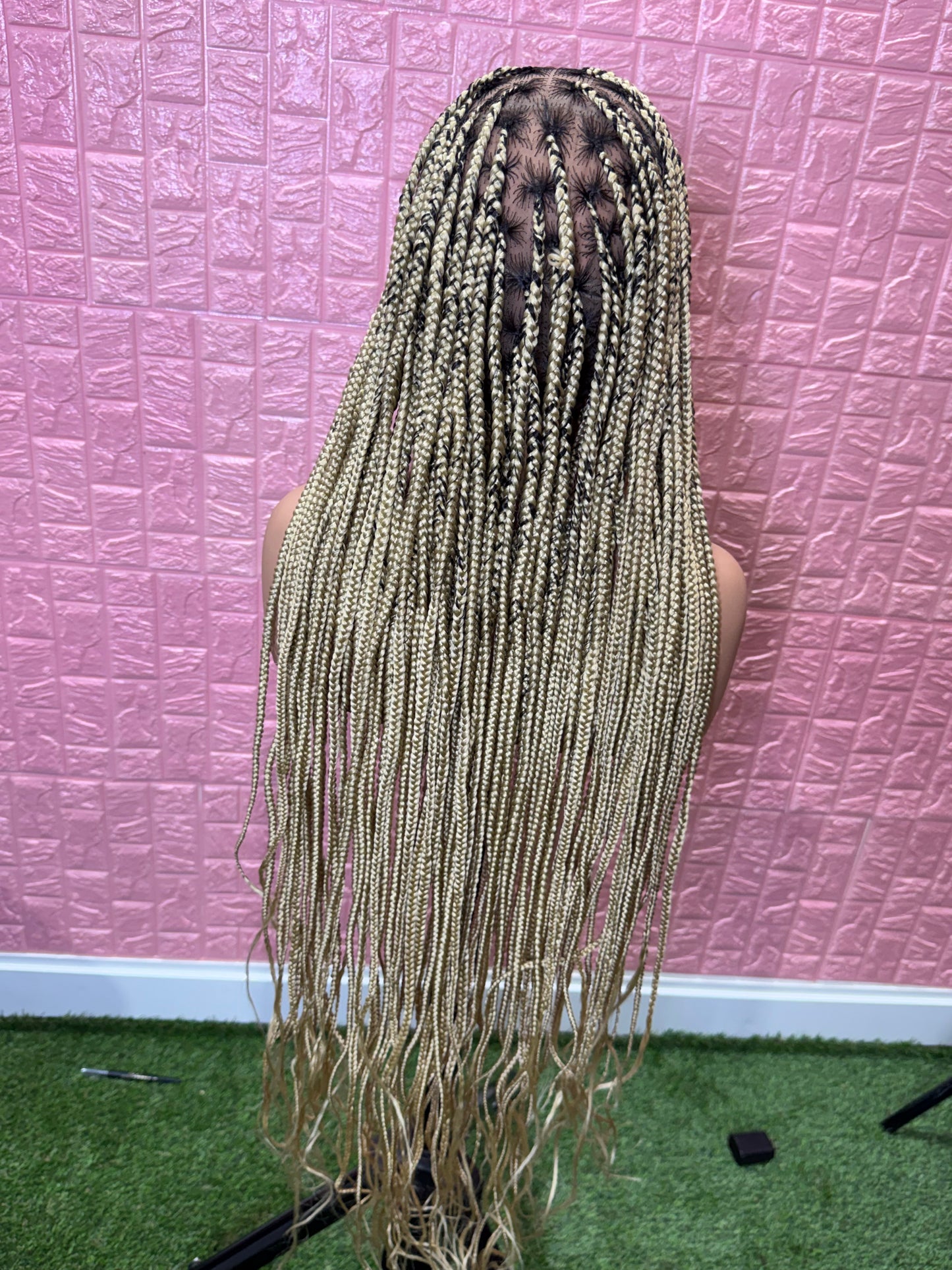 613 blonde dark root knotless braided wig fullace