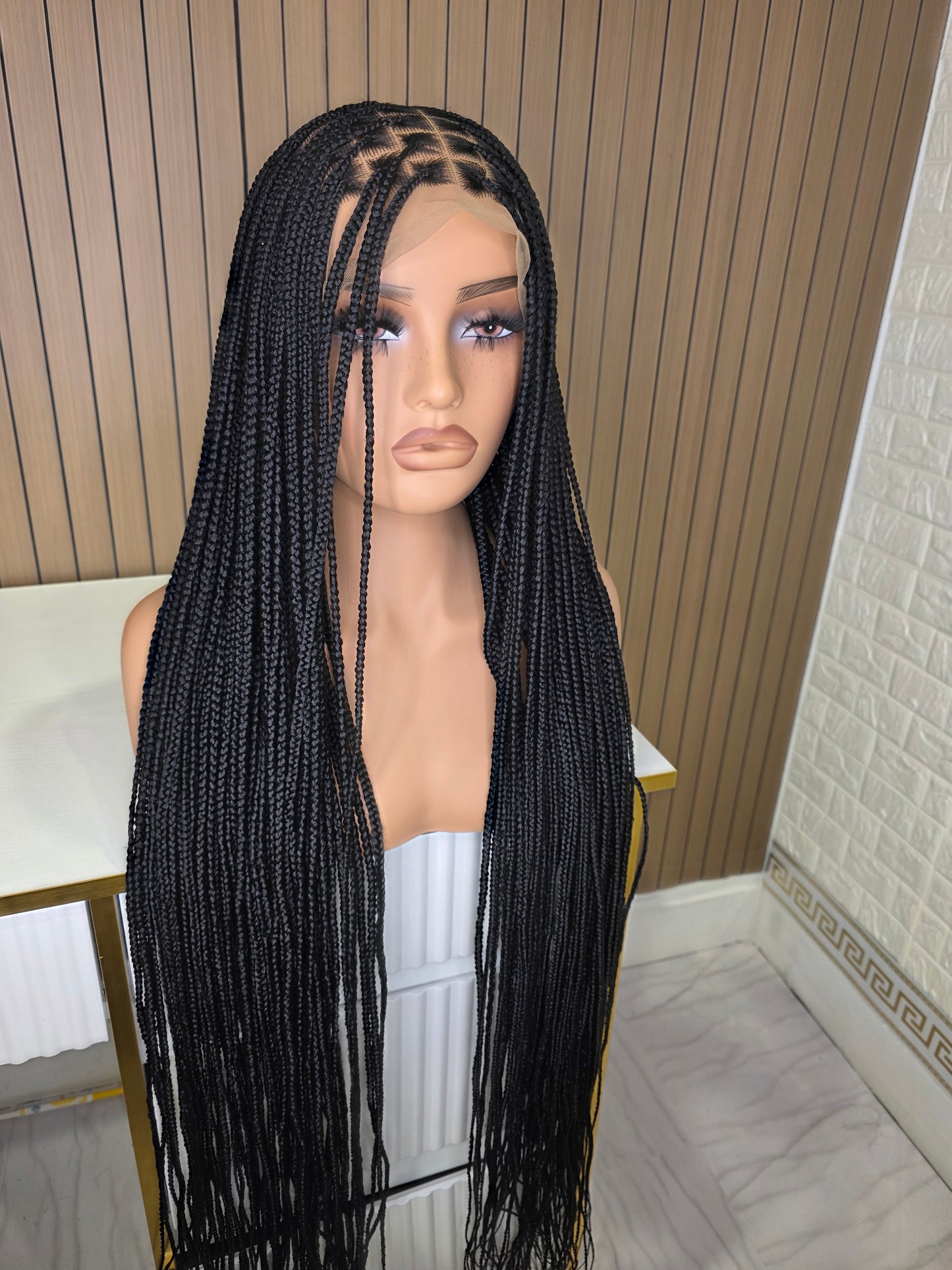 Black knotles braids no baby hair